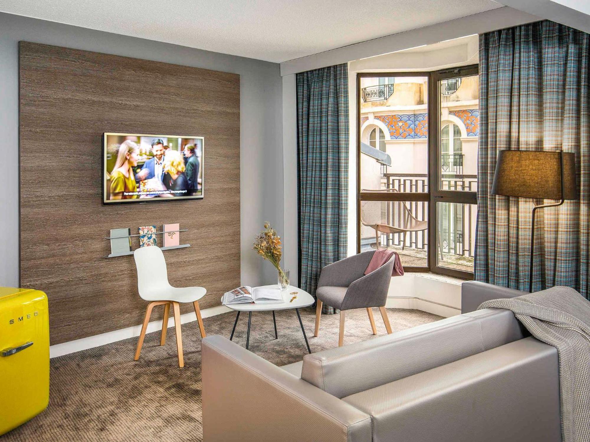 Hotel Mercure Paris Centre Gare Montparnasse Esterno foto